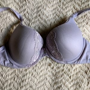 Victoria's Secret Lilac Lace Bra 36C EUC